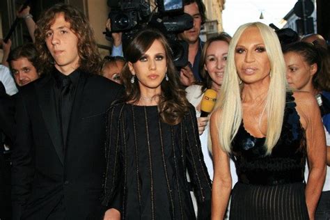 foto fugli di donatella versace